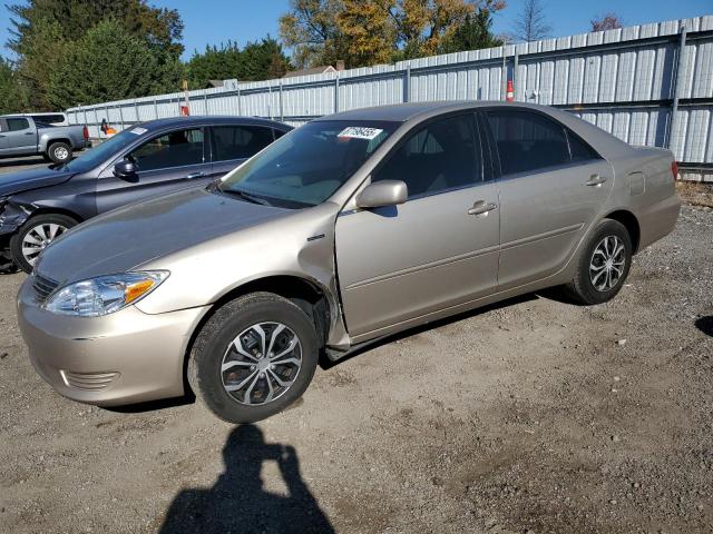 2005 TOYOTA CAMRY LE, 