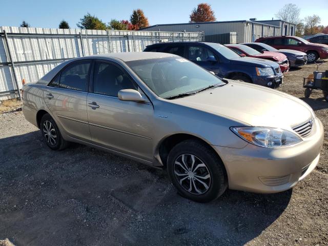 4T1BE32K65U411912 - 2005 TOYOTA CAMRY LE BEIGE photo 4