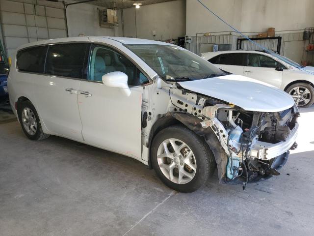 2C4RC1FG7JR128770 - 2018 CHRYSLER PACIFICA TOURING PLUS WHITE photo 4