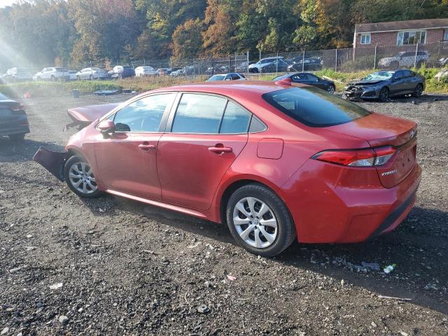 5YFEPMAE4MP251540 - 2021 TOYOTA COROLLA LE RED photo 2