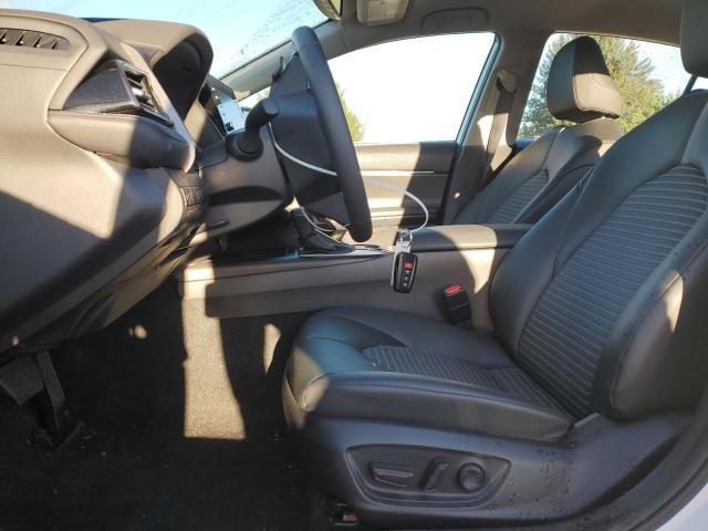 4T1T31AKXPU049845 - 2023 TOYOTA CAMRY SE NIGHT SHADE WHITE photo 7