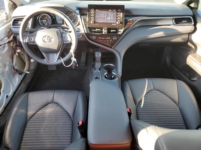 4T1T31AKXPU049845 - 2023 TOYOTA CAMRY SE NIGHT SHADE WHITE photo 8