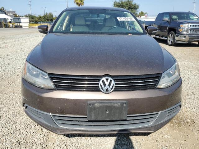 3VWDP7AJ3DM388497 - 2013 VOLKSWAGEN JETTA SE BROWN photo 5