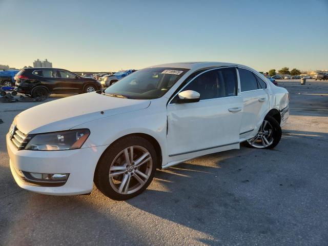 2015 VOLKSWAGEN PASSAT SE, 