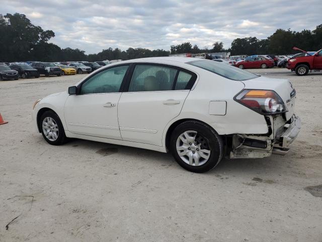1N4AL2AP3BC168208 - 2011 NISSAN ALTIMA BASE WHITE photo 2