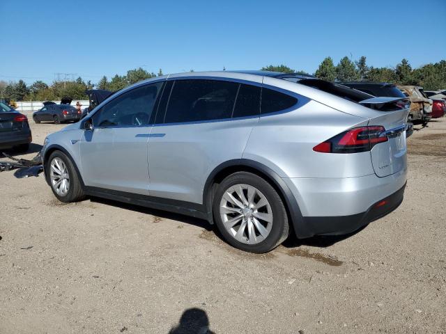 5YJXCBE2XGF017668 - 2016 TESLA MODEL X SILVER photo 2