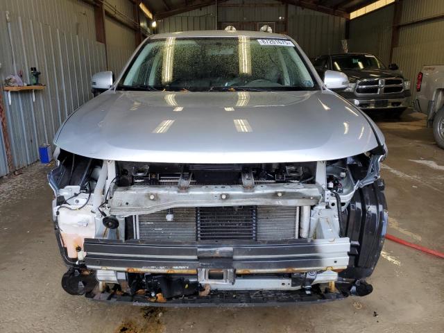 JA4AZ3A30GZ004358 - 2016 MITSUBISHI OUTLANDER SE SILVER photo 5