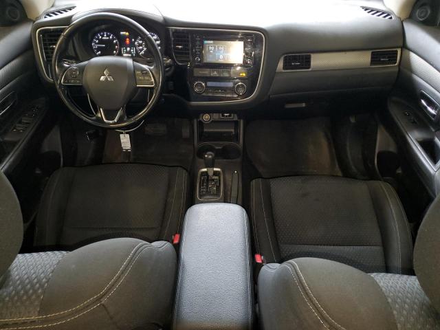 JA4AZ3A30GZ004358 - 2016 MITSUBISHI OUTLANDER SE SILVER photo 8