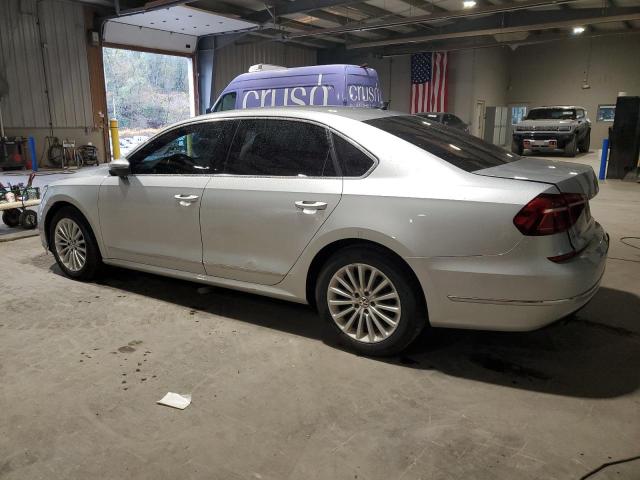 1VWBT7A32HC084458 - 2017 VOLKSWAGEN PASSAT SE SILVER photo 2