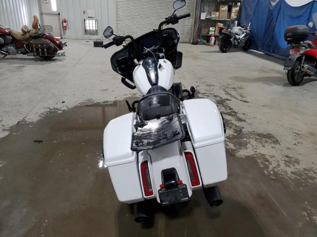 1HD1KH718RB619991 - 2024 HARLEY-DAVIDSON FLTRX 白色 照片 4