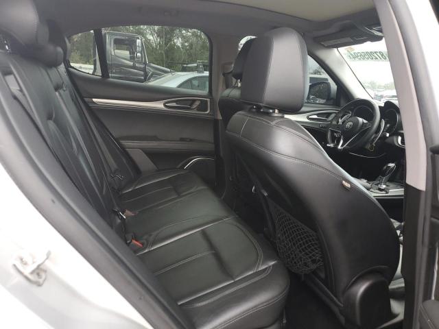 ZASFAKPN0J7C03426 - 2018 ALFA ROMEO STELVIO SPORT Серебристый фото 11