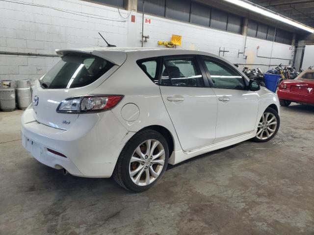 JM1BL1M65B1363699 - 2011 MAZDA 3 S WHITE photo 3