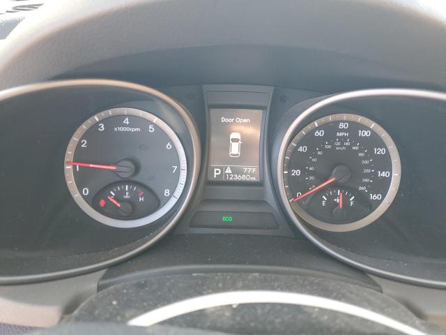 5XYZU3LB7GG330894 - 2016 HYUNDAI SANTA FE S SILVER photo 9