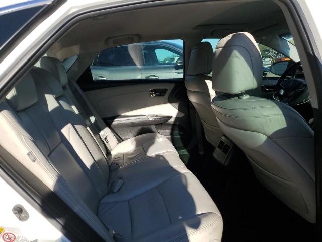 4T1BK1EB0HU245576 - 2017 TOYT AVALON XLE WHITE photo 10