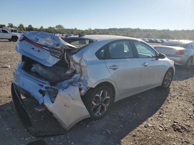 3KPF24AD2LE251904 - 2020 KIA FORTE FE 银色 照片 3