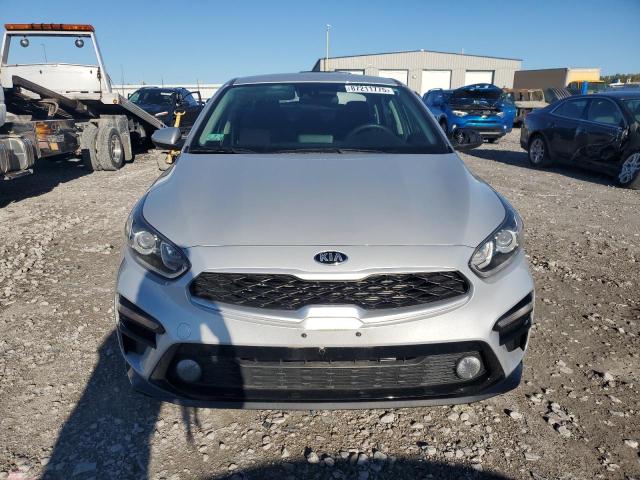 3KPF24AD2LE251904 - 2020 KIA FORTE FE 银色 照片 5