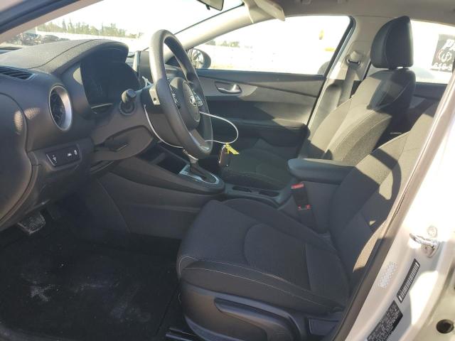 3KPF24AD2LE251904 - 2020 KIA FORTE FE 银色 照片 7