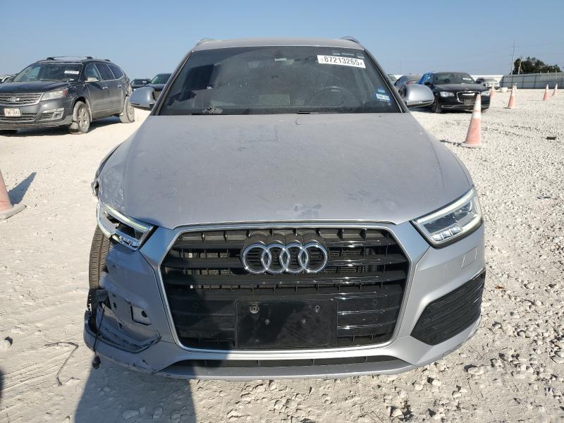 WA1HCCFS5JR010664 - 2018 AUDI Q3 PREMIUM PLUS Silber Foto 5