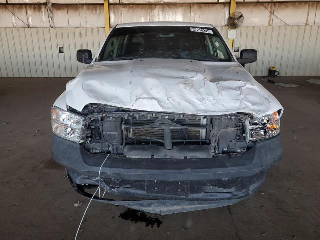 3C6RR6KG7KG681144 - 2019 RAM 1500 CLASS TRADESMAN أبيض صورة 5