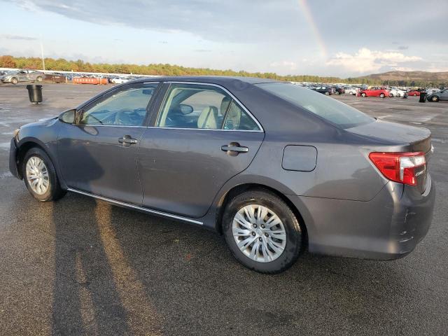 4T4BF1FK9CR175190 - 2012 TOYOTA CAMRY BASE GRAY photo 2
