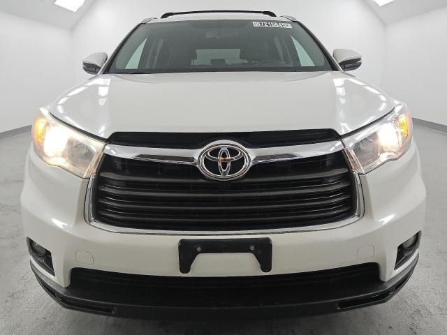 5TDKKRFH8GS135979 - 2016 TOYOTA HIGHLANDER XLE Blanc photo 5