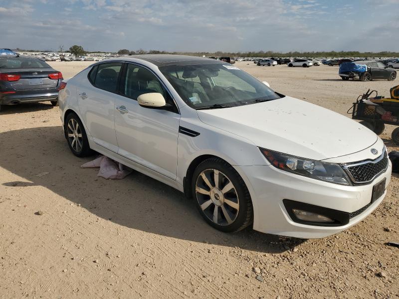 KNAGR4A61B5179683 - 2011 KIA OPTIMA SX WHITE photo 4