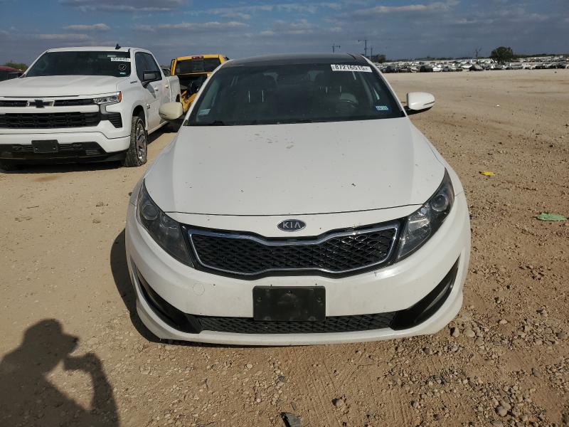 KNAGR4A61B5179683 - 2011 KIA OPTIMA SX WHITE photo 5