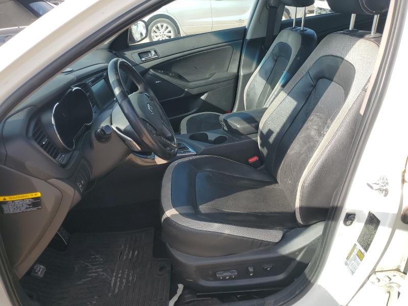 KNAGR4A61B5179683 - 2011 KIA OPTIMA SX WHITE photo 7