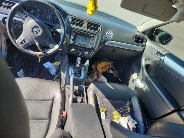 3VWDP7AJ4DM257417 - 2013 VOLKSWAGEN JETTA SE 黑色 照片 8