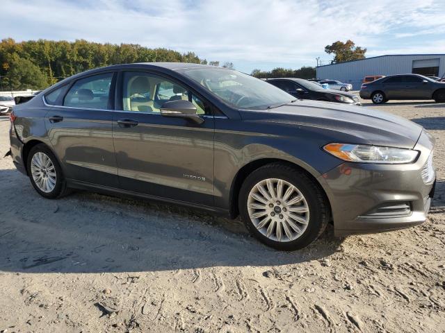 3FA6P0LU0GR175577 - 2016 FORD FUSION SE HYBRID 灰色 照片 4