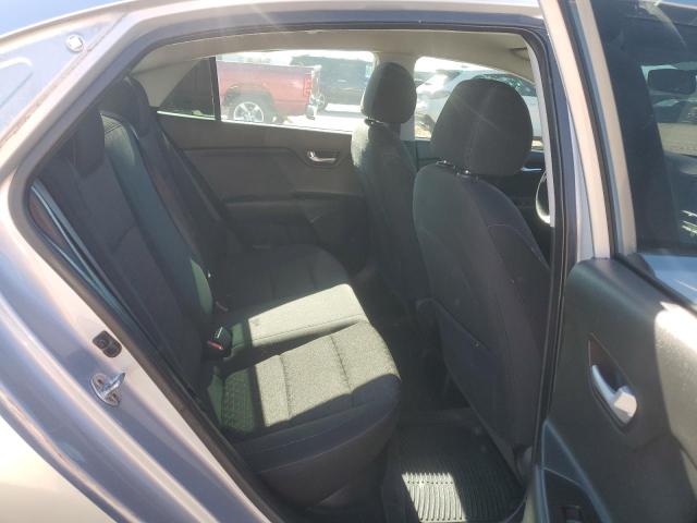 3KPA24AD6LE335461 - 2020 KIA RIO LX SILVER photo 10