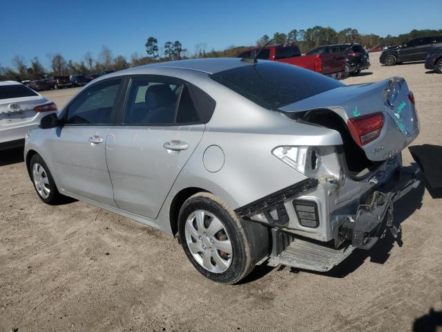 3KPA24AD6LE335461 - 2020 KIA RIO LX SILVER photo 2