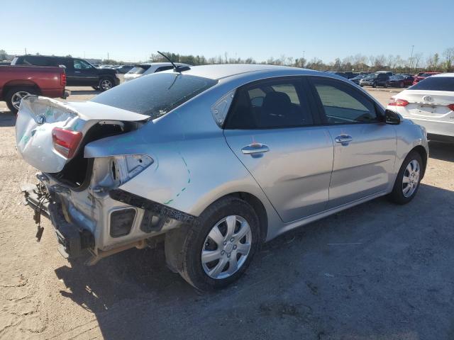 3KPA24AD6LE335461 - 2020 KIA RIO LX SILVER photo 3