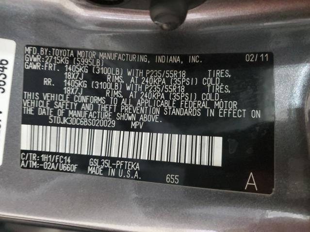 5TDJK3DC6BS020029 - 2011 TOYOTA SIENNA LE GRAY photo 14