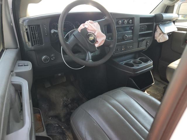 1GCWGAFF4H1197154 - 2017 CHEVROLET EXPRESS G2 WHITE photo 8