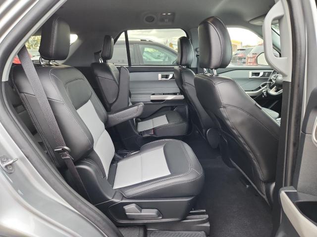 1FMSK8DH9RGA17428 - 2024 FORD EXPLORER XLT Silber Foto 11