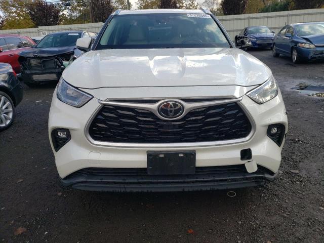 5TDGZRBH9LS504527 - 2020 TOYOTA HIGHLANDER XLE أبيض صورة 5