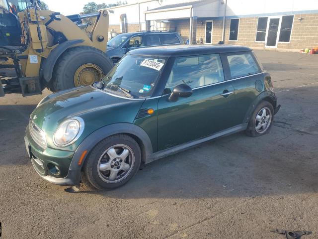 2011 MINI COOPER, 