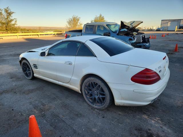 WDBSK75FX4F076562 - 2004 MERCEDES-BENZ SL 500 白色 照片 2