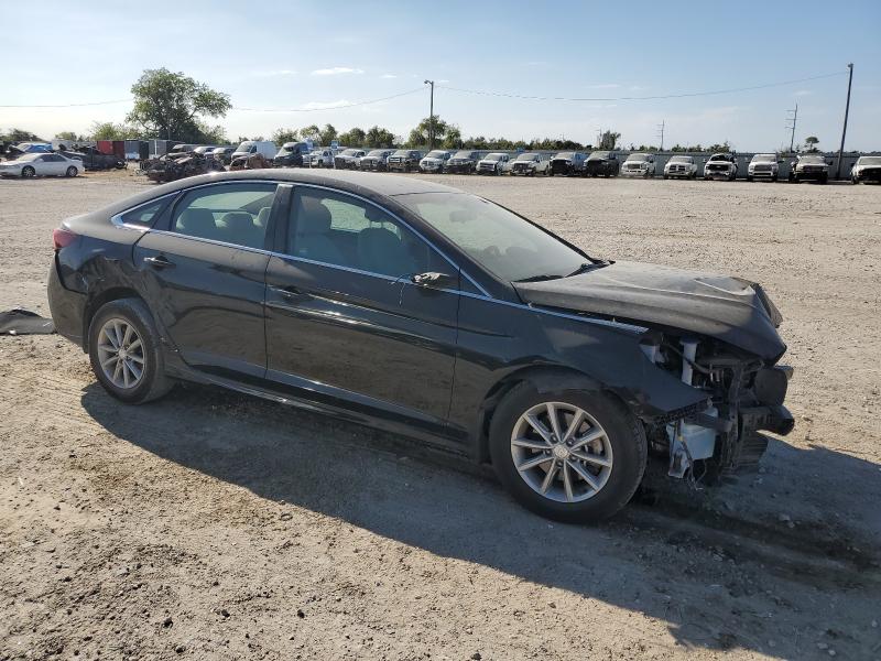 5NPE24AF4KH808643 - 2019 HYUNDAI SONATA SE BLACK photo 4