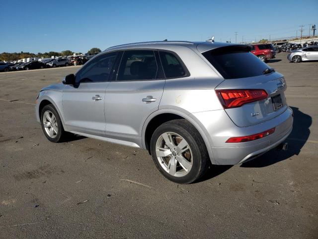 WA1ANAFY0J2060448 - 2018 AUDI Q5 PREMIUM ვერცხლისფერი ფოტო 2