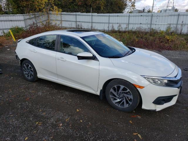 2HGFC2F85JH005980 - 2018 HONDA CIVIC EX თეთრი ფოტო 4