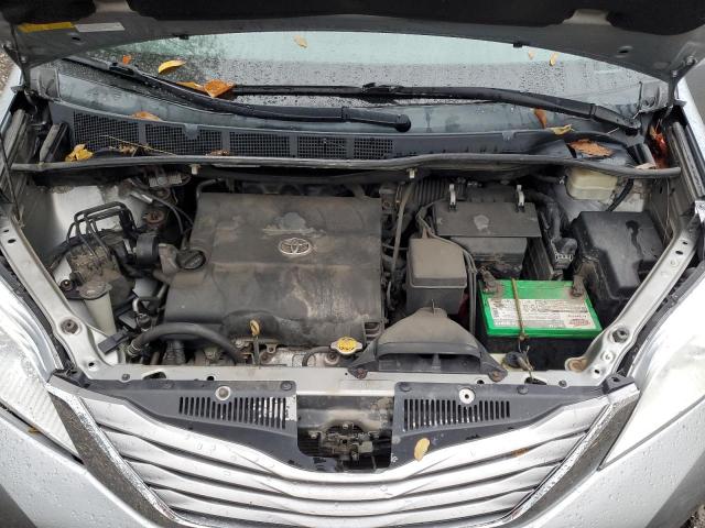 5TDDK3DC3GS130122 - 2016 TOYOTA SIENNA XLE SILVER photo 12