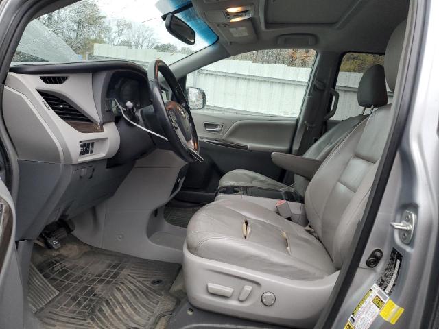 5TDDK3DC3GS130122 - 2016 TOYOTA SIENNA XLE SILVER photo 7