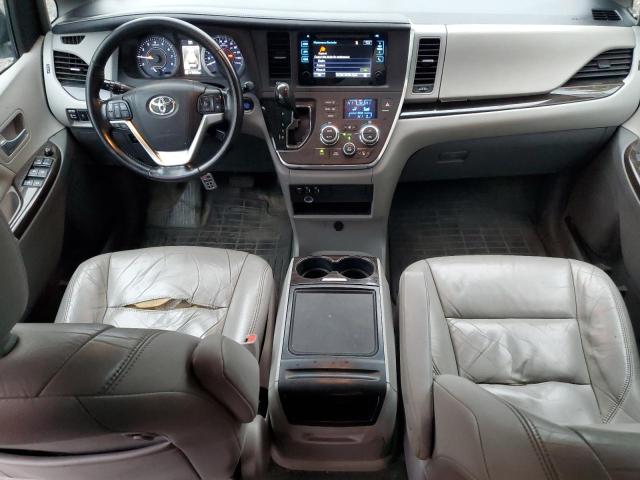 5TDDK3DC3GS130122 - 2016 TOYOTA SIENNA XLE SILVER photo 8