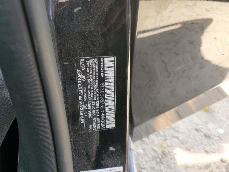 WDDWF4JB6JR403211 - 2018 MERCEDES-BENZ C 300 Чорний фото 13