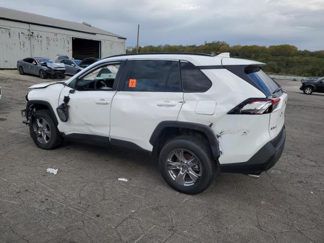 2T3P1RFV8SW534929 - 2025 TOYOTA RAV4 XLE WHITE photo 2