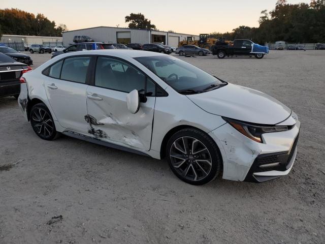 5YFS4MCE7MP063250 - 2021 TOYOTA COROLLA SE WHITE photo 4