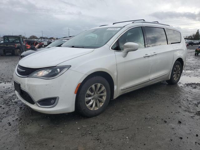 2C4RC1BG6JR269531 - 2018 CHRYSLER PACIFICA TOURING L WHITE photo 1