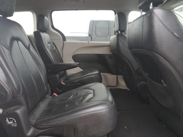 2C4RC1BG6JR269531 - 2018 CHRYSLER PACIFICA TOURING L WHITE photo 11